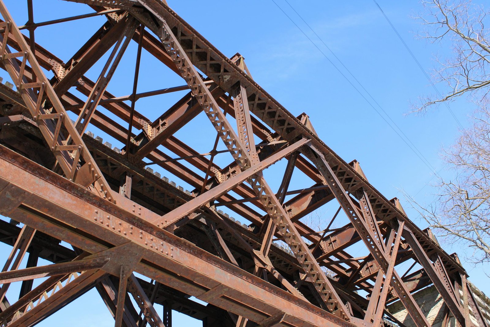Truss details, east track